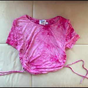pink cropped tie dye tee